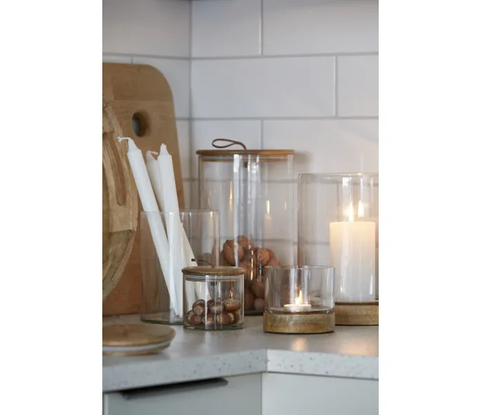 Kuta kateva lasipurkki kuva