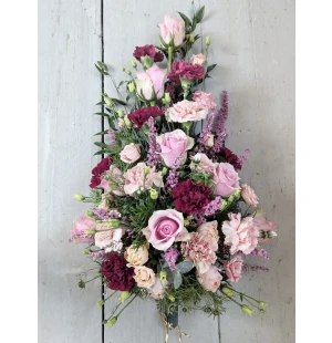 Vaaleanpunainen hautavihko kuva