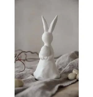 Påskhare med ägg stor image