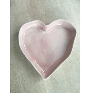 Piirakkavuoka vaaleanpunainen sydän kuva