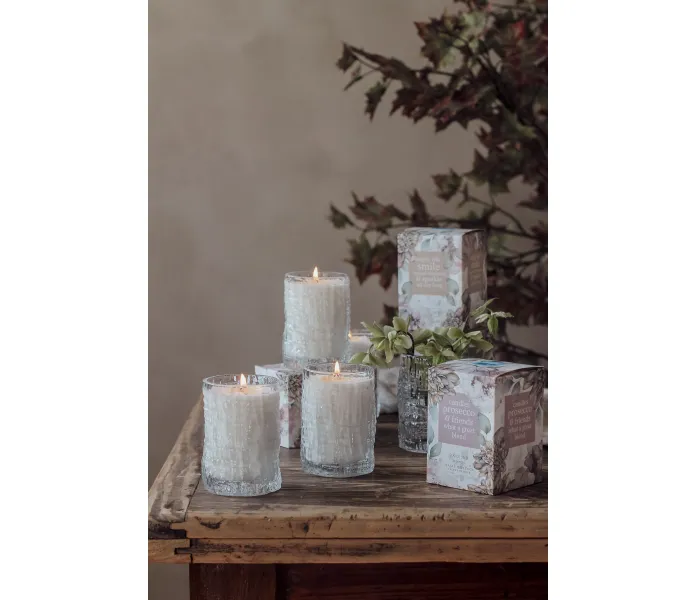 DOFTLJUS MAJAS COTTAGE FRESH LINEN COTTONFLOWER SPARKLING LEMON PROSECCO INSPO v2 kuva