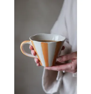 Majas Mugg Stripes Ockra image