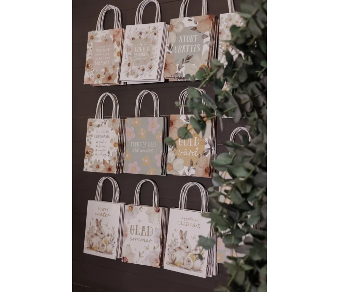 PASAR BAGS CLOSE UP2 MAJAS COTTAGE kuva