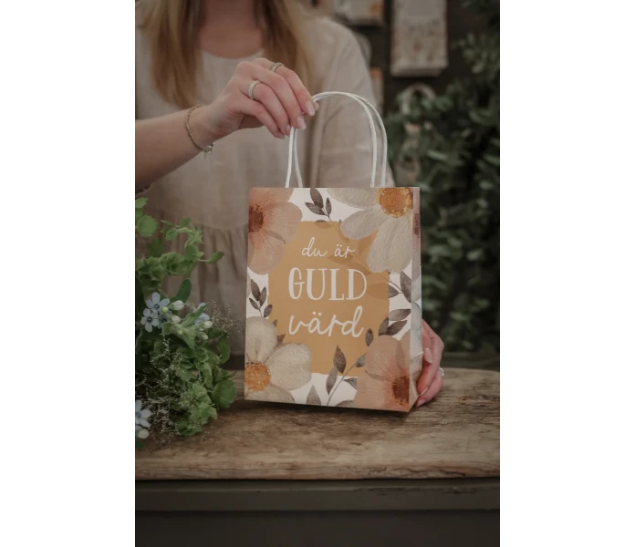 PASAR BAGS DU AR GULD VARD MAJAS COTTAGE kuva