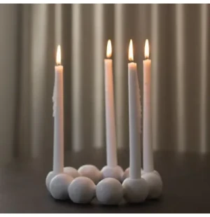 Bright ljusstake-vit image