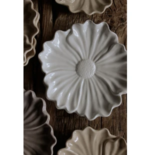 Blomstra fat vit image