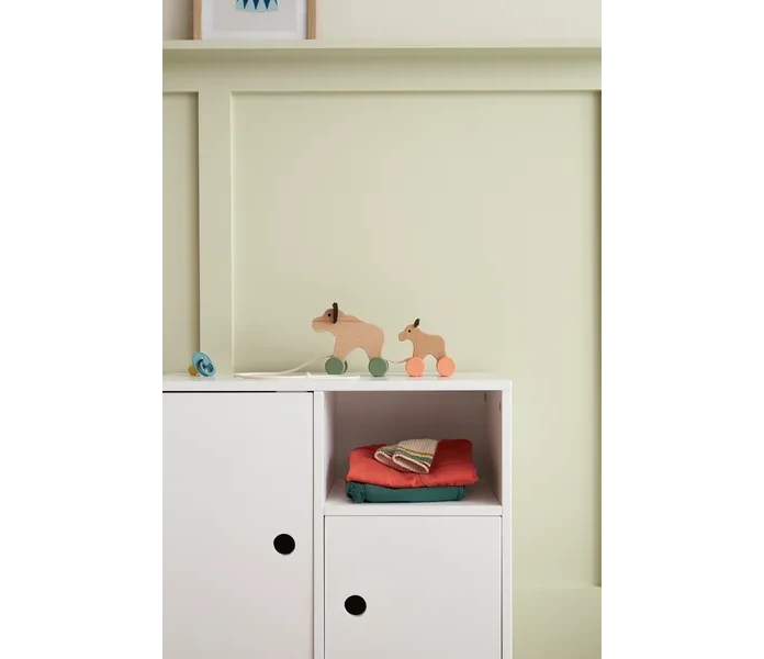 1000712 Pull along moose family EDVIN E 1 AW22 Fill 400x600 50 50 webp image