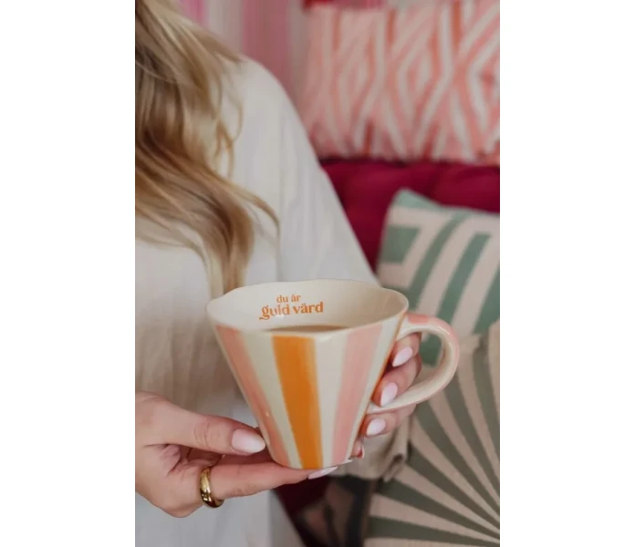 39194 75 feelgood mugg guld vrd majas cottage image