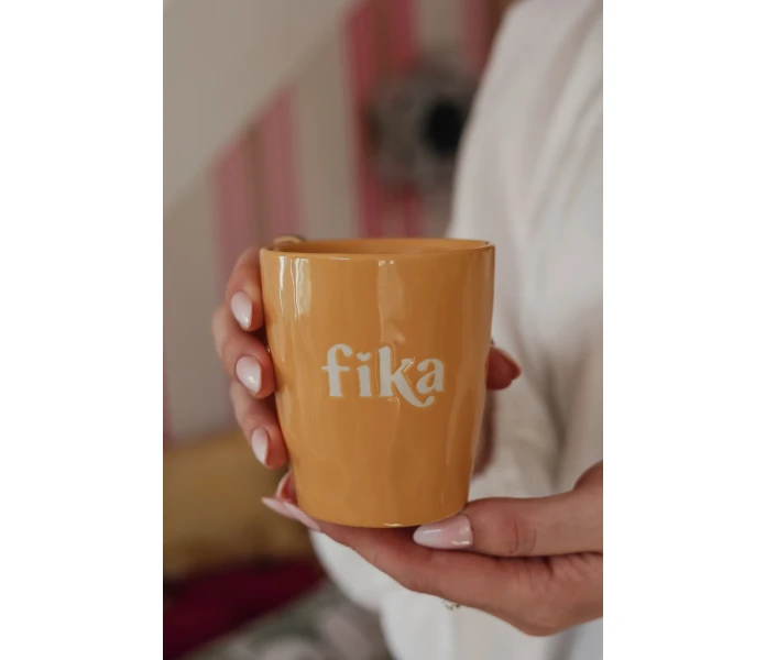 fika mugg ockra majas cottage kuva