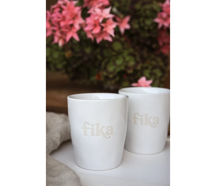 fika mugg vit close up majas cottage kuva